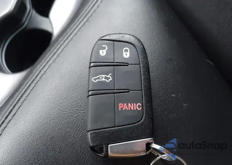 2017 Dodge Challenger Sxt из США, поврежденный, VIN 2C3CDZAG3HH568594